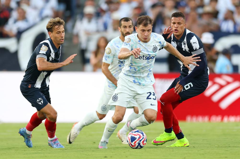 小麦惊天倒钩 苏格兰4-2丹麦晋级世界杯