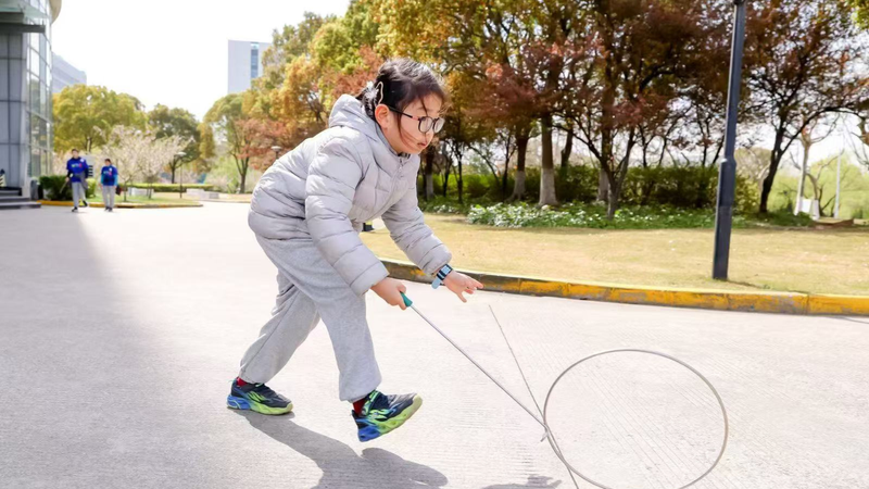 杜兰特空接暴扣，全场掌声雷动